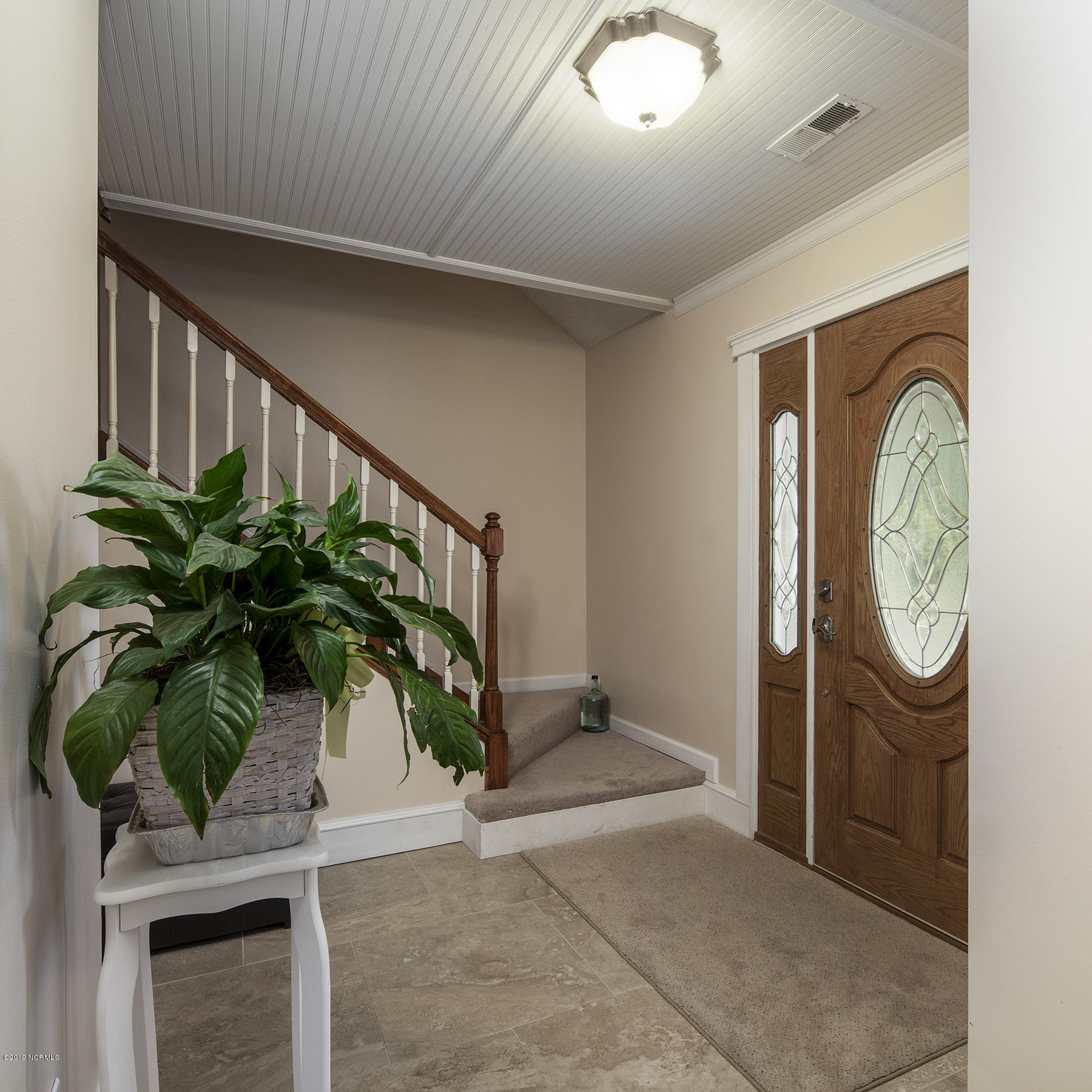 170 Great Neck Road Havelock, NC 28532 - Photo 14 of 39 Welcoming Foyer