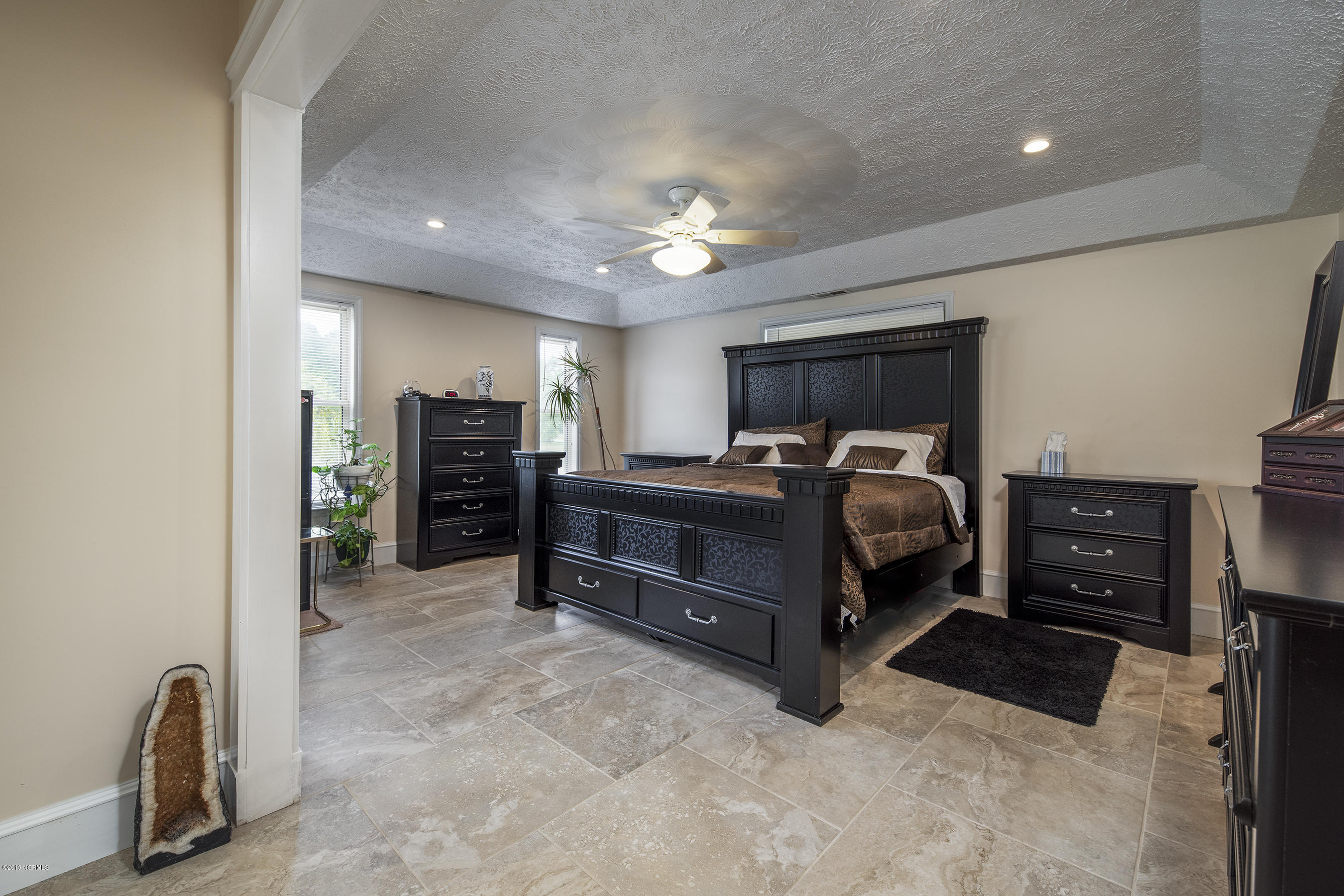170 Great Neck Road Havelock, NC 28532 - Photo 16 of 39 Gorgeous Master bedroom w/ Trey Ceiling