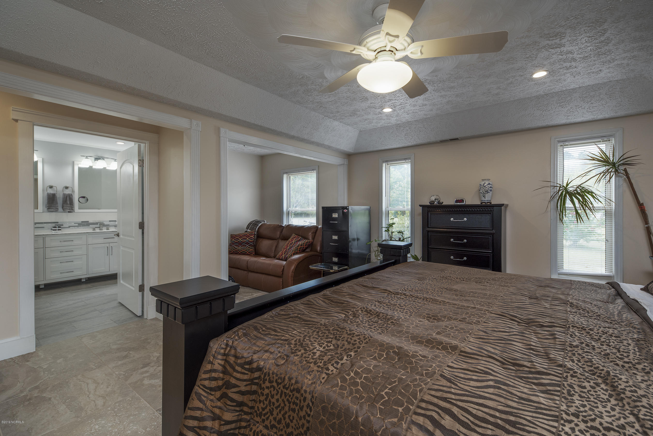 170 Great Neck Road Havelock, NC 28532 - Photo 17 of 39 Lovely Master with Keeping Room