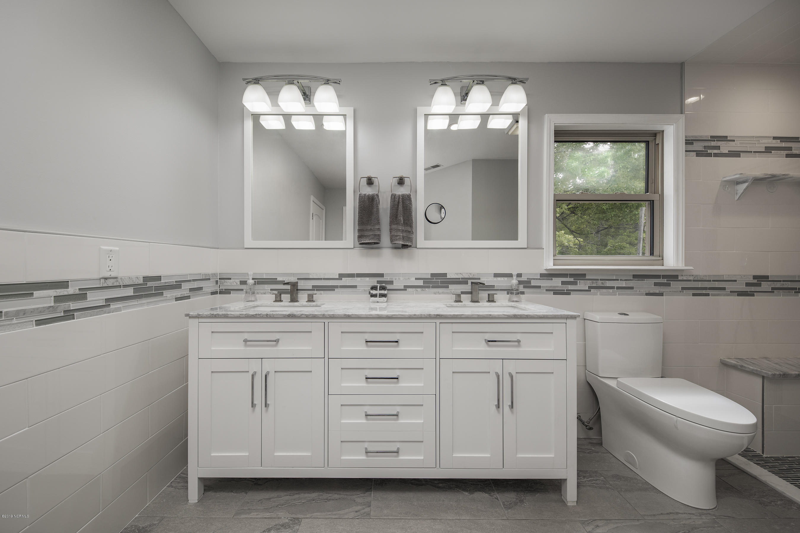 170 Great Neck Road Havelock, NC 28532 - Photo 20 of 39 Gorgeous Updated Master Bathroom