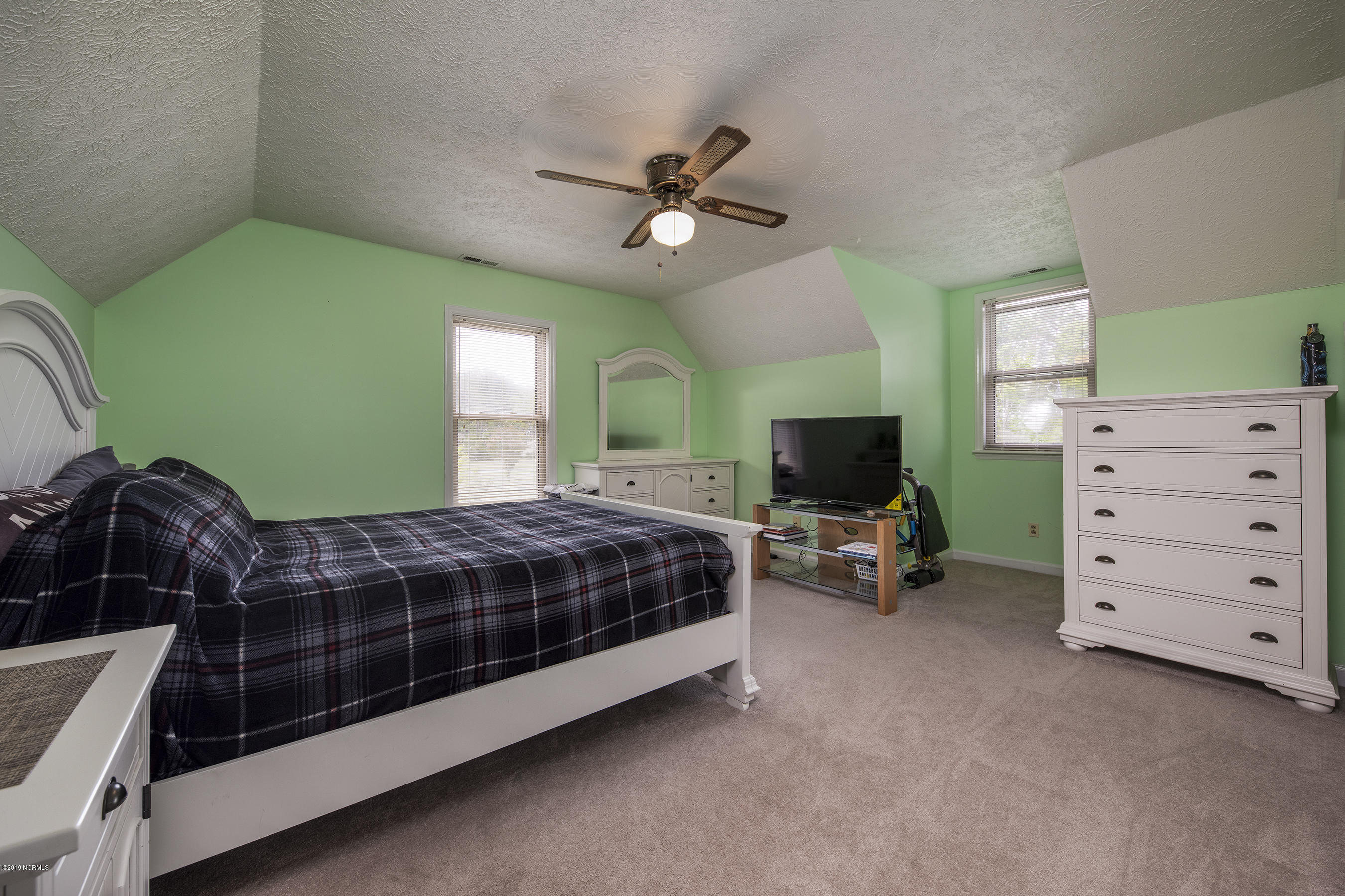 170 Great Neck Road Havelock, NC 28532 - Photo 21 of 39 Great Sized Guest Bedroom