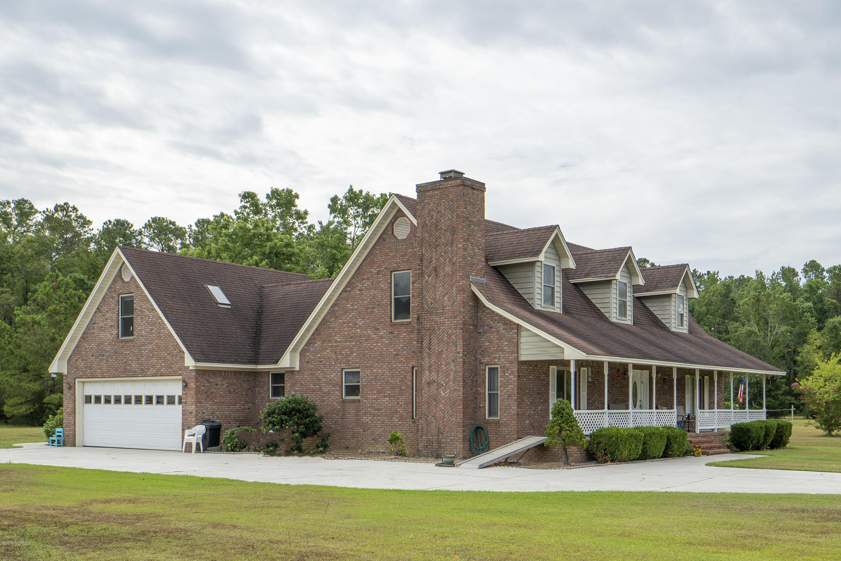 170 Great Neck Road Havelock, NC 28532 - Photo 32 of 39 Such a BEAUTY