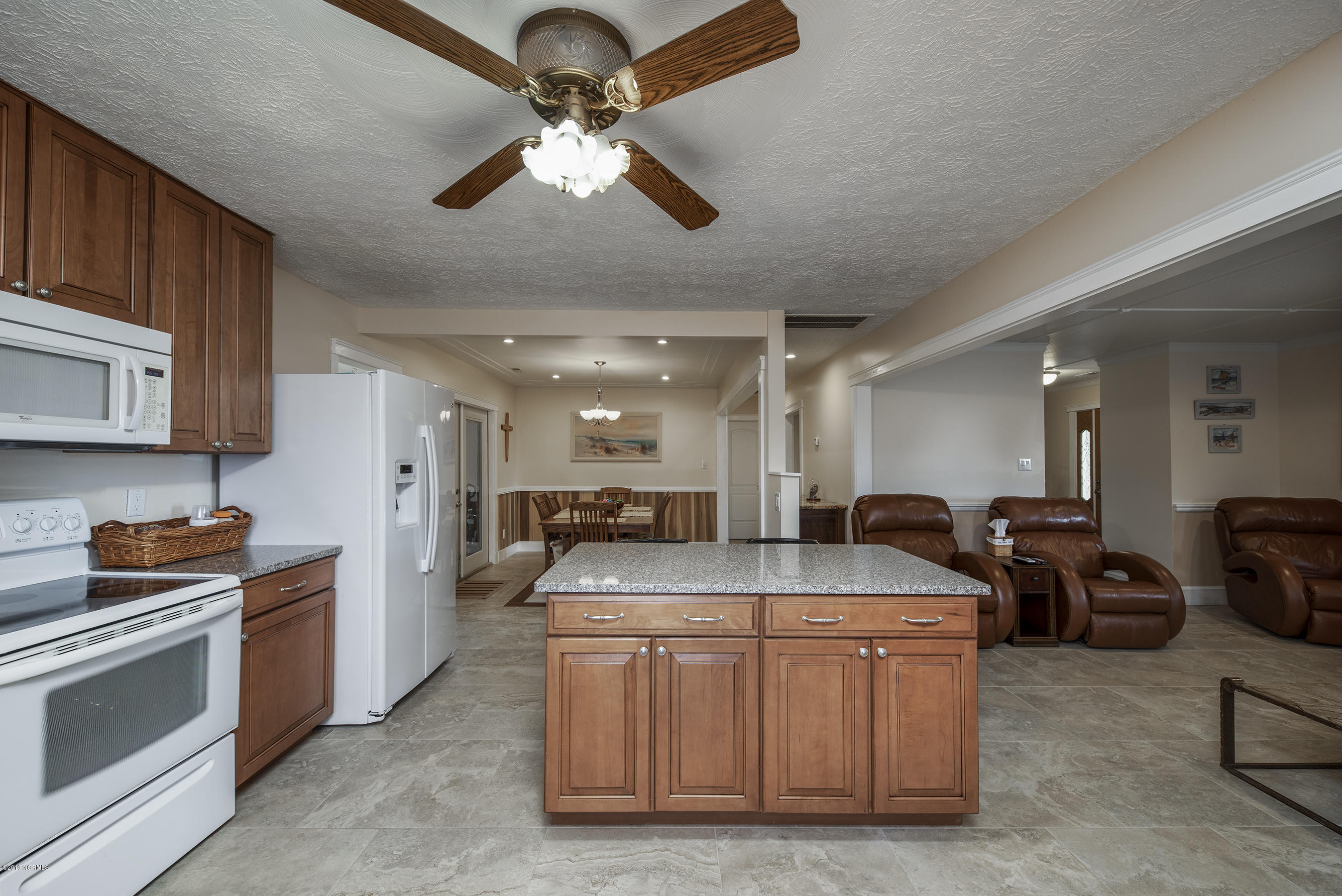 170 Great Neck Road Havelock, NC 28532 - Photo 8 of 39 Center Island w/ Granite Top