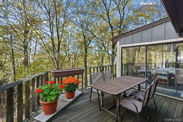 $1,175,000 | 37 Fox Den Road, Mount Kisco, NY 10549