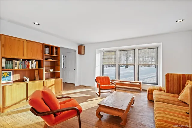 $1,175,000 | 37 Fox Den Road, Mount Kisco, NY 10549