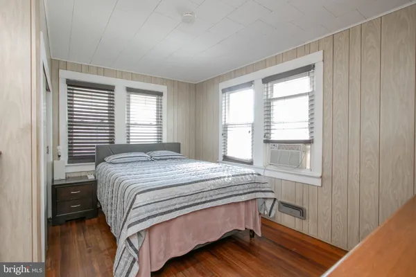 $364,900 | 2220 Spruce Street, Ewing, NJ 08638