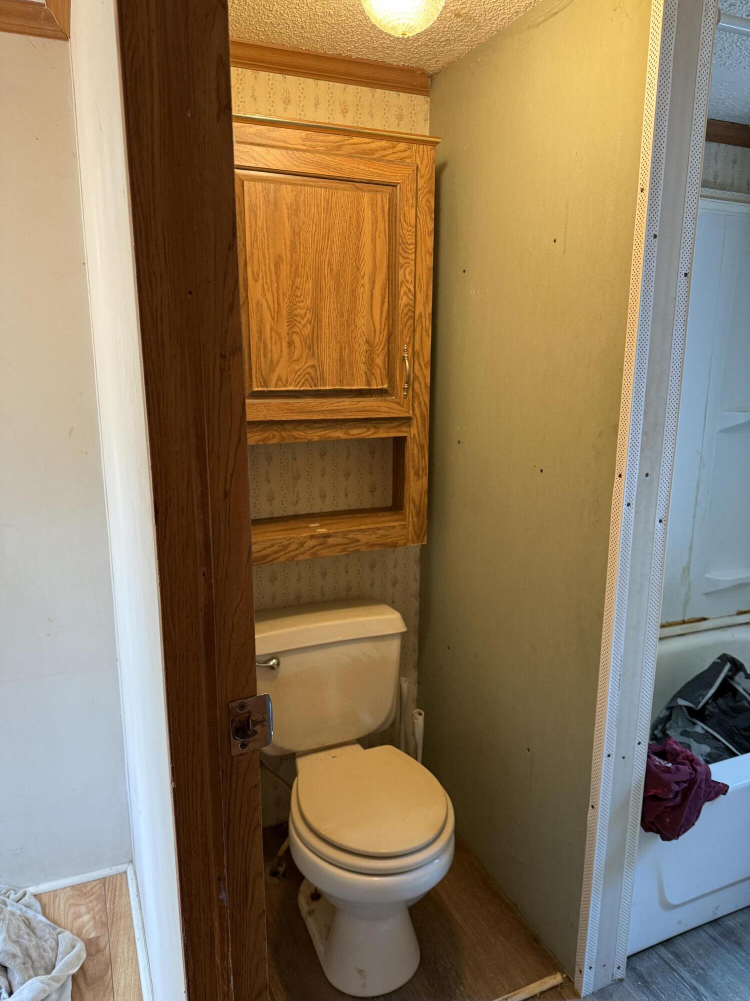 96-104 Durgin Road Paris, ME 04281 - Photo 7 of 18 104 bath