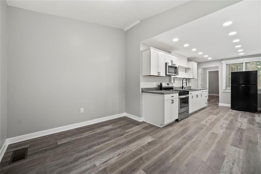 1126 Briarcliff Road Northeast, Unit 3 Atlanta, GA 30306 - Photo 2 of 9