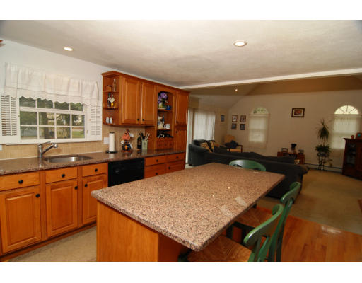 12 Charlotte Road Ipswich, MA 01938 - Photo 7 of 16