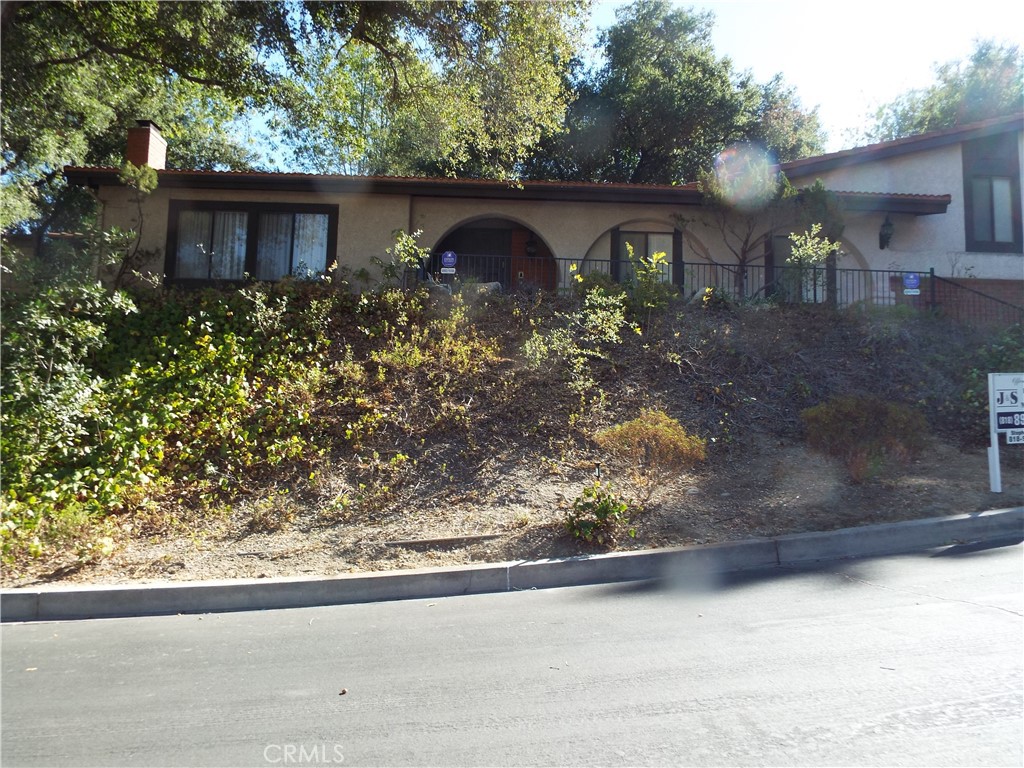 4444 Rochelle Place Encino, CA 91316 - Photo 2 of 55 Gallery Image 2