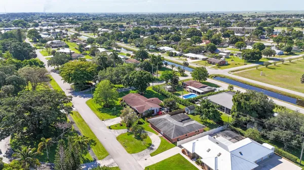 $549,900 | 534 East Del Monte Avenue, Clewiston, FL 33440