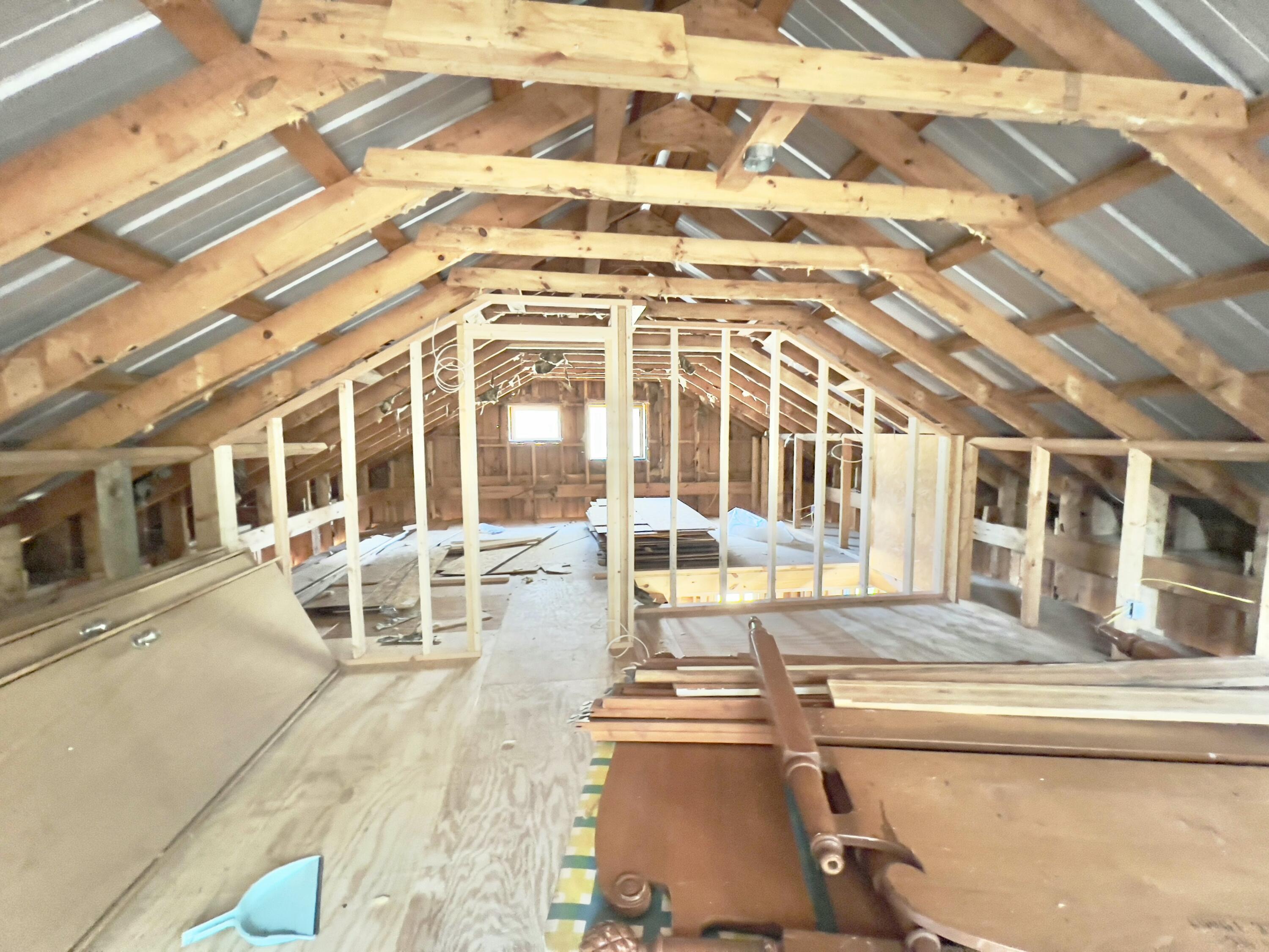 712 Point Road Willsboro, NY 12996 - Photo 17 of 39