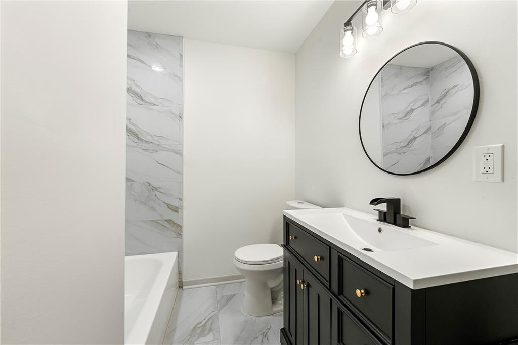 3130 Dove Way Decatur, GA 30033 - Photo 8 of 11