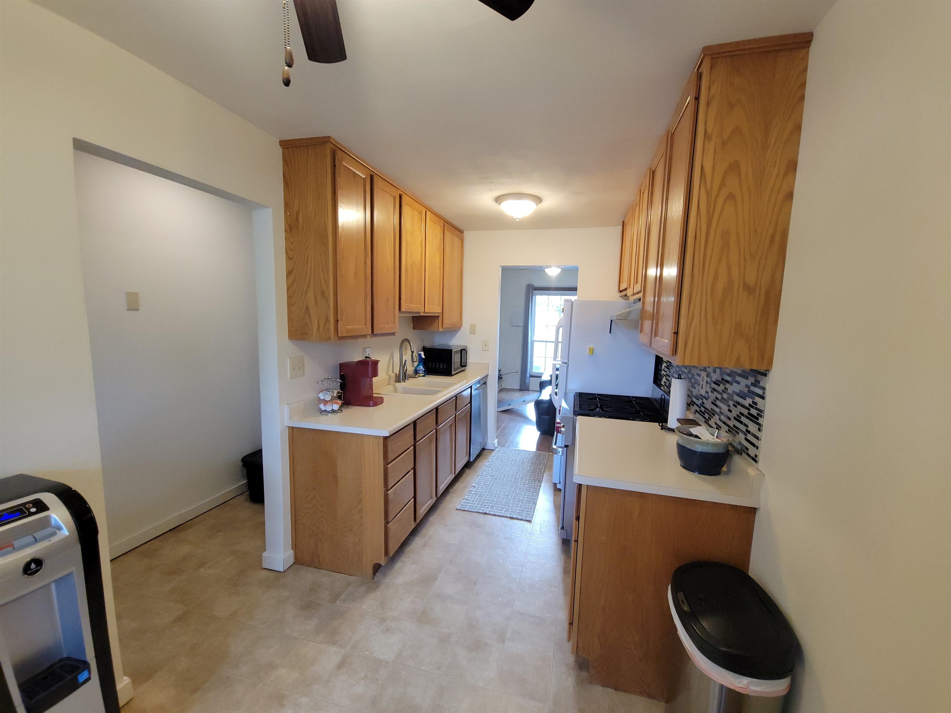 602 Saddle Ridge Portage, WI 53901 - Photo 6 of 27