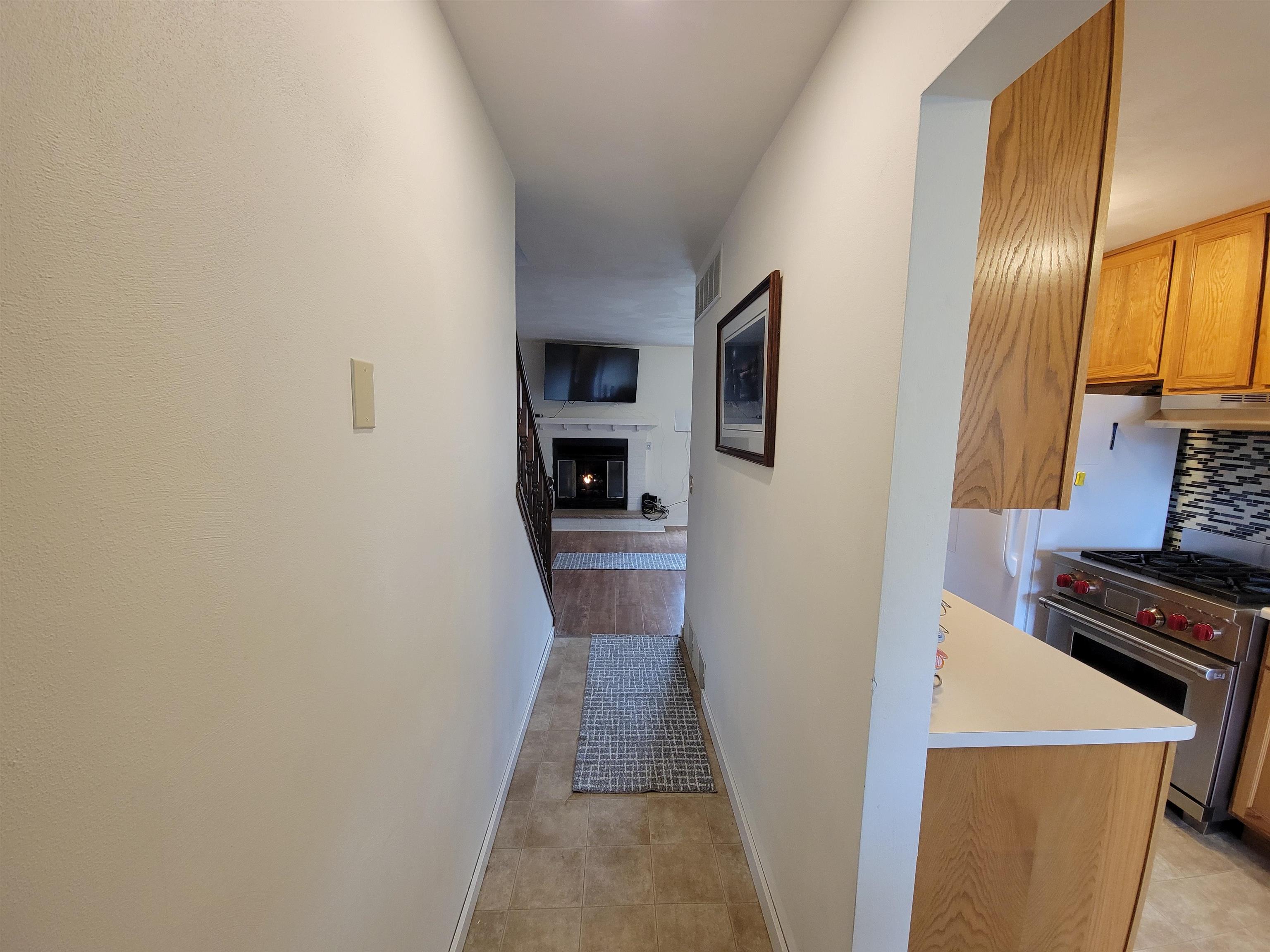 602 Saddle Ridge Portage, WI 53901 - Photo 8 of 27