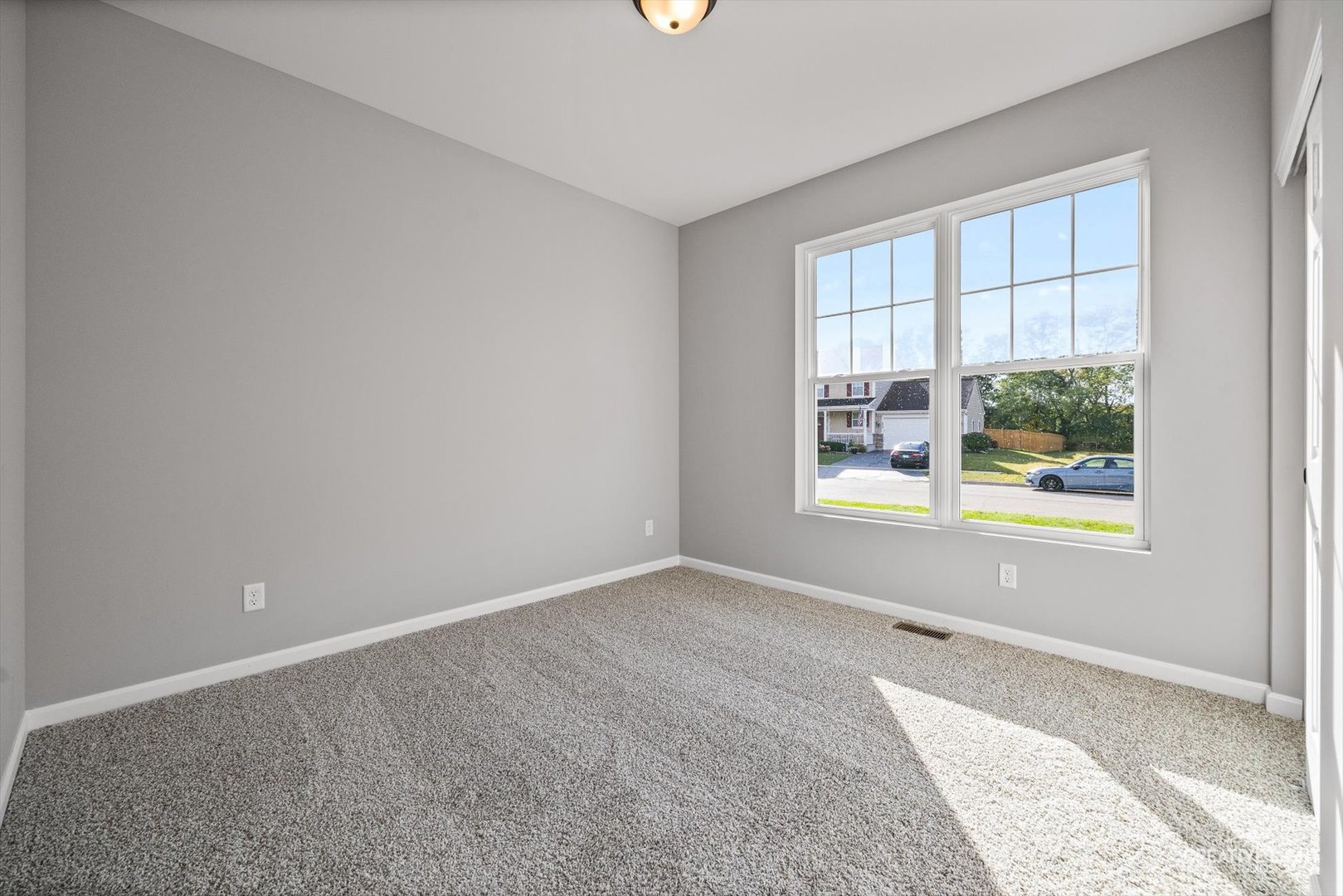 104 Boeing Trail Poplar Grove, IL 61065 - Photo 4 of 20