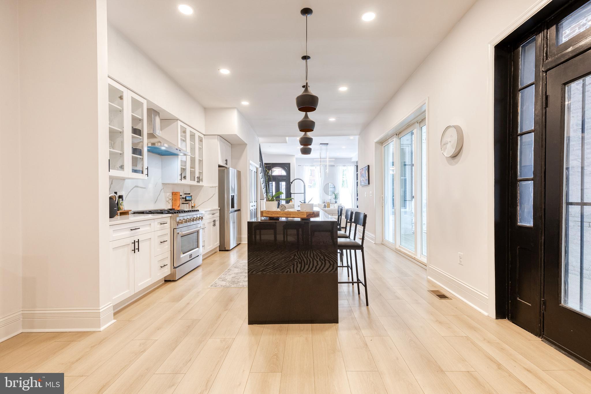 2520 Madison Avenue Baltimore, MD 21217 - Photo 19 of 59