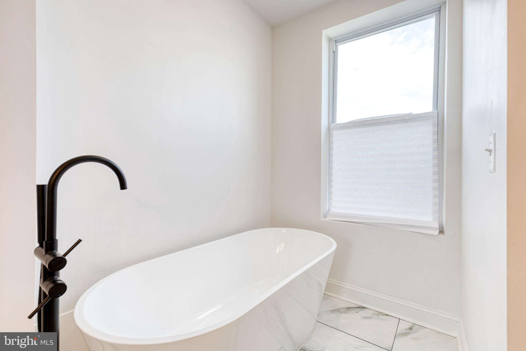 2520 Madison Avenue Baltimore, MD 21217 - Photo 49 of 59