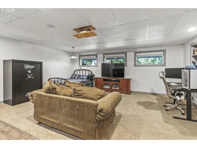 $650,000 | 2342 East Lynnwood Drive, Longview, WA 98632