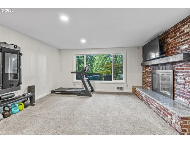 $650,000 | 2342 East Lynnwood Drive, Longview, WA 98632