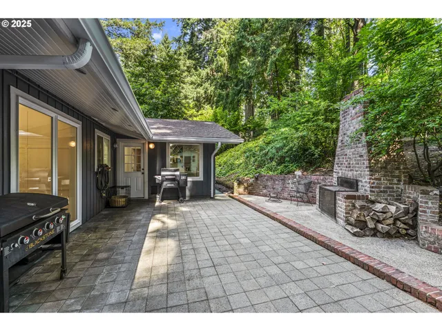 $650,000 | 2342 East Lynnwood Drive, Longview, WA 98632