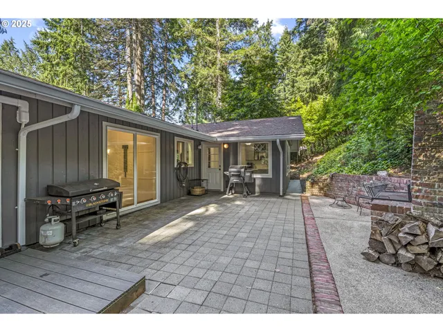 $650,000 | 2342 East Lynnwood Drive, Longview, WA 98632