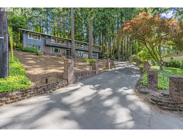 $650,000 | 2342 East Lynnwood Drive, Longview, WA 98632
