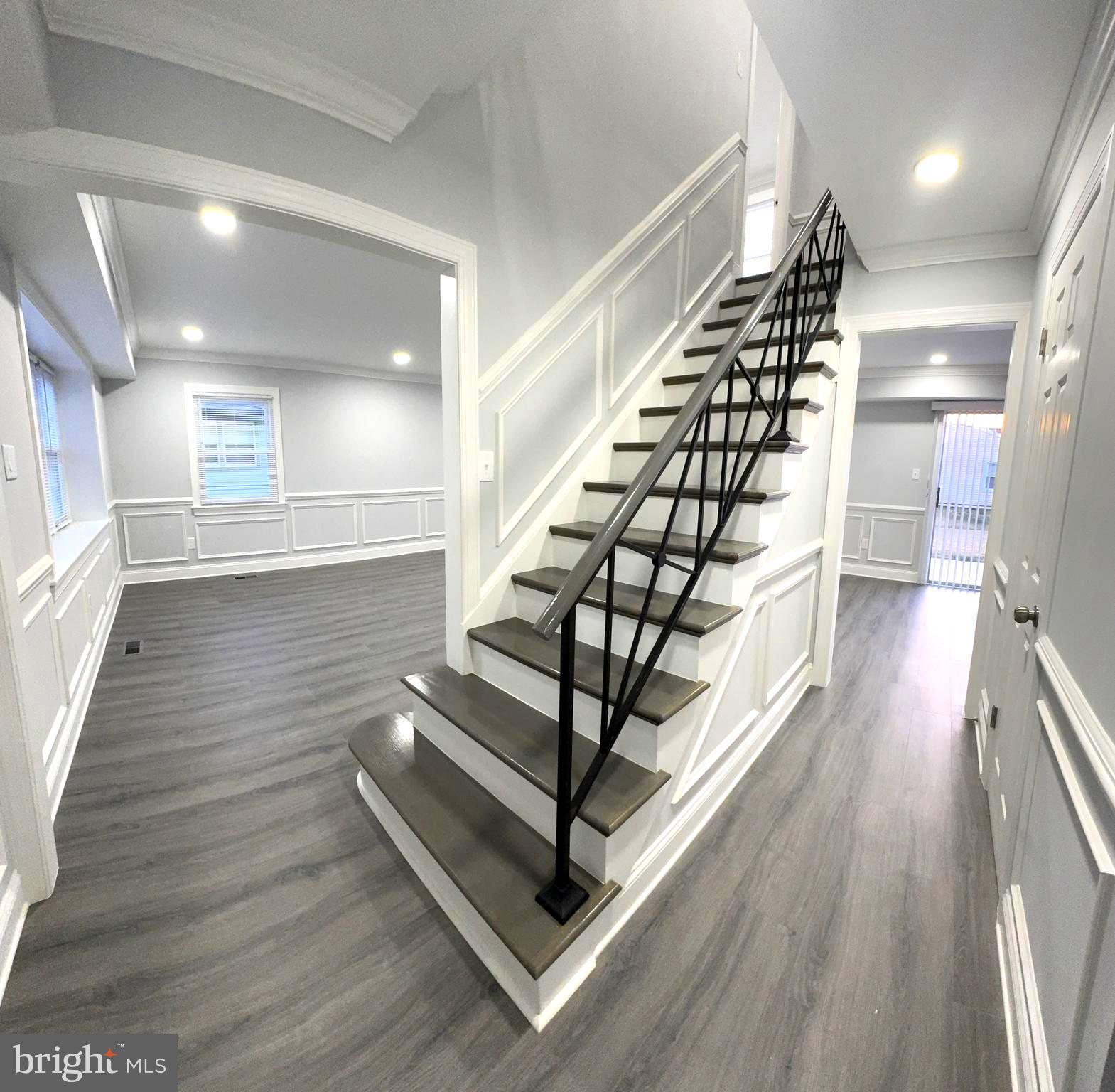 18 Grayson Circle Willingboro, NJ 08046 - Photo 6 of 57 a view of entryway with wooden floor