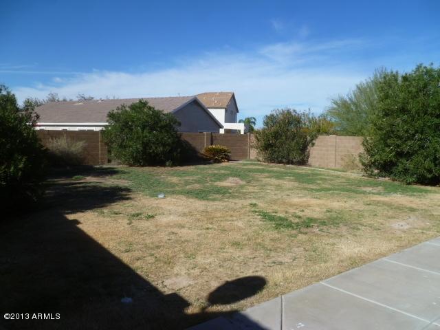 2946 South Del Rancho Circle Mesa, AZ 85212 - Photo 5 of 33 BACKYARD (3)