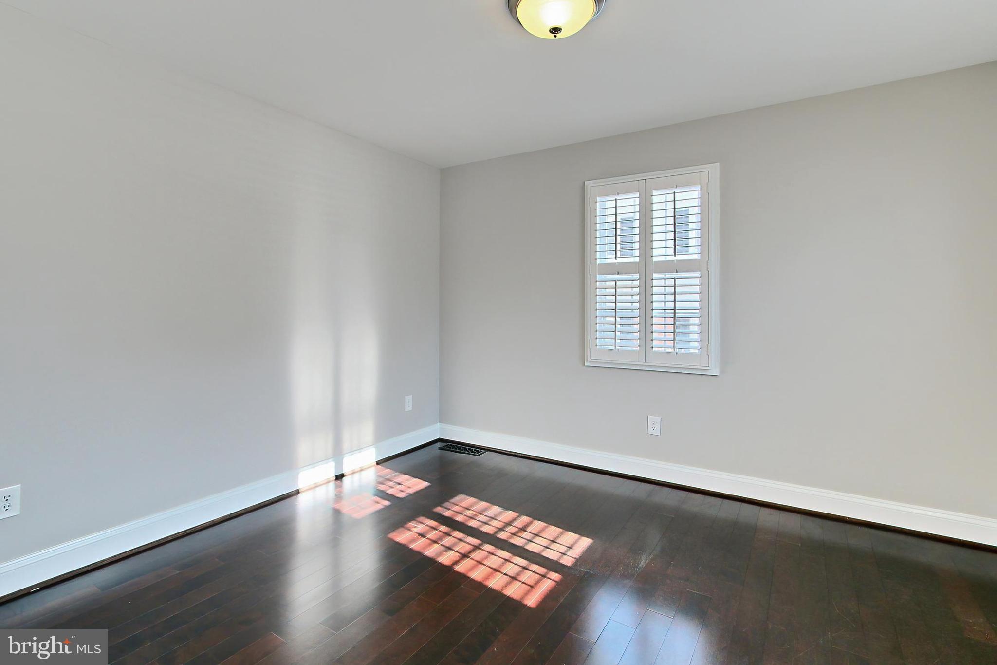 2006 Rampart Drive Alexandria, VA 22308 - Photo 15 of 37 Gallery Image 15