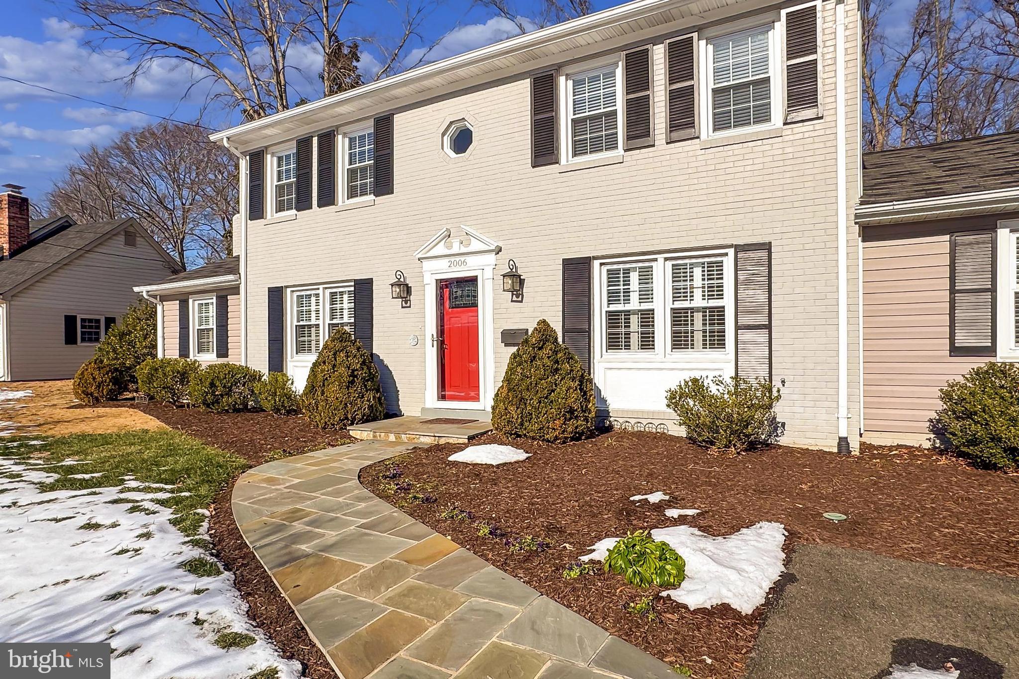 2006 Rampart Drive Alexandria, VA 22308 - Photo 3 of 37 Gallery Image 3