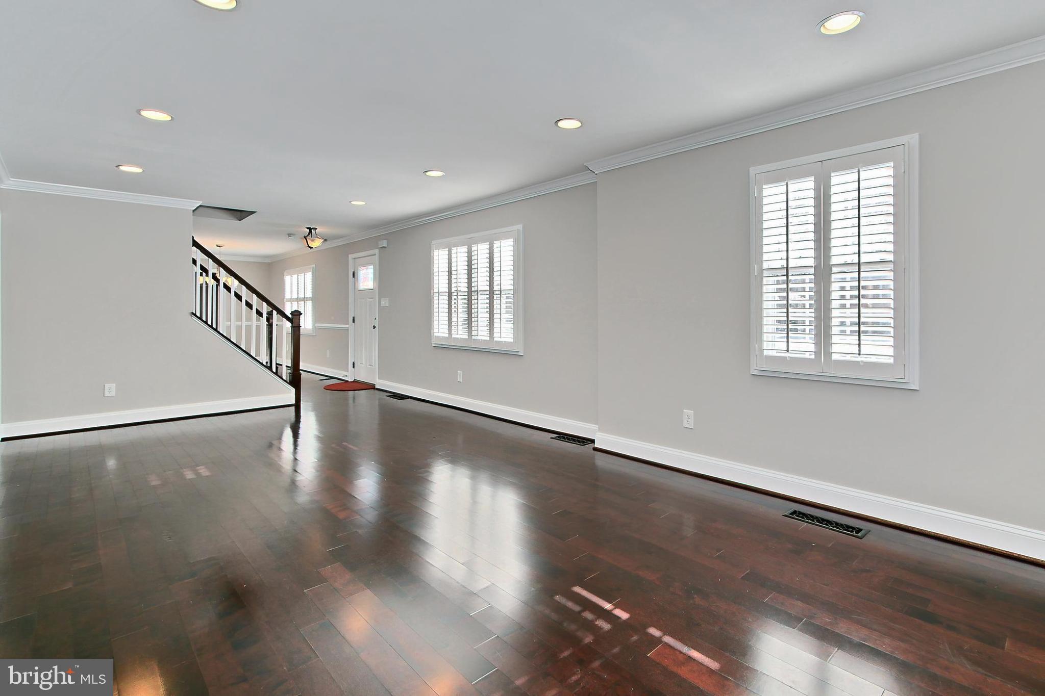 2006 Rampart Drive Alexandria, VA 22308 - Photo 6 of 37 Gallery Image 6