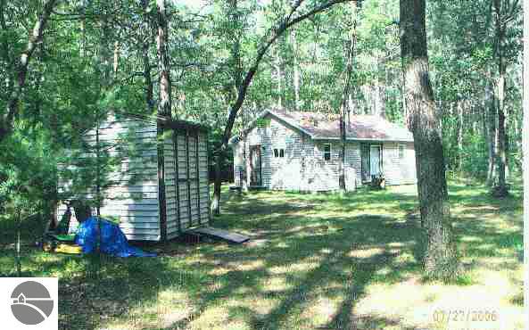 5190 Hardlicka Road Hale, MI 48739 - Photo 2 of 8 1751571-1.JPG