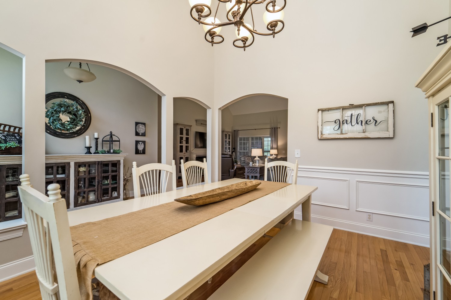 194 Greenvale Road Milton, TN 37118 - Photo 15 of 36 a very nice looking room with a large window