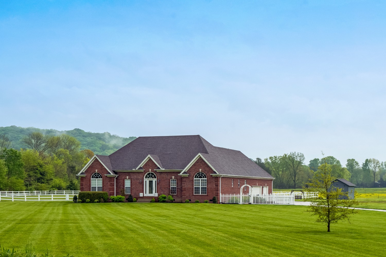 194 Greenvale Road Milton, TN 37118 - Photo 3 of 36 a view of big yard in front of house