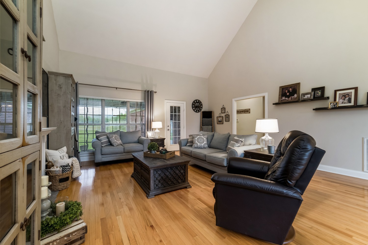 194 Greenvale Road Milton, TN 37118 - Photo 8 of 36 a living room with furniture and a wooden floor