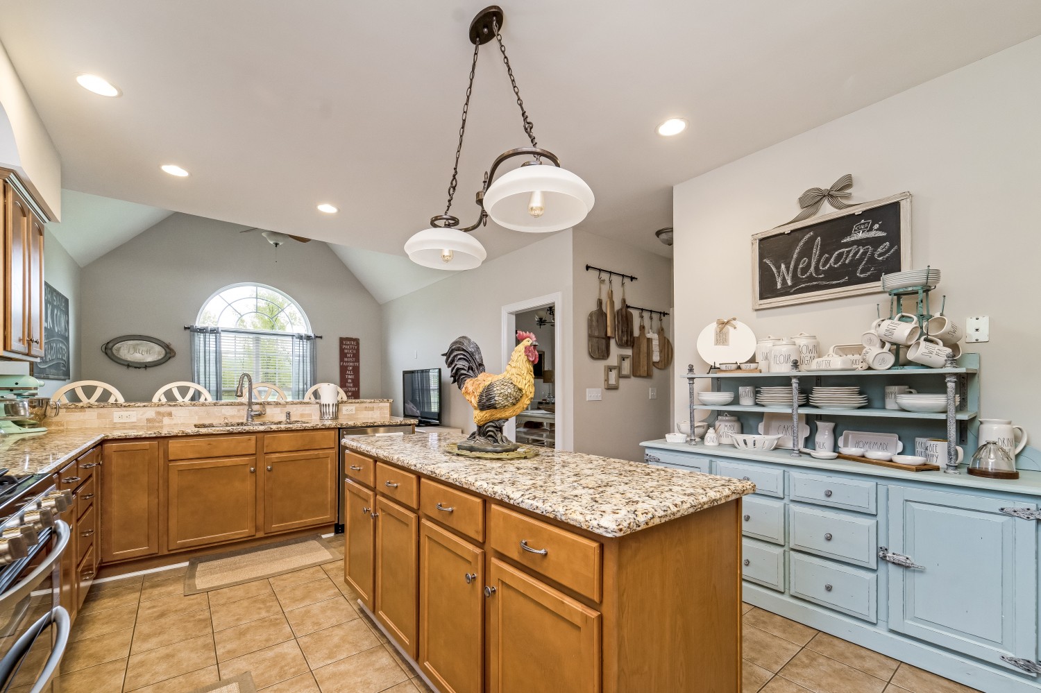 194 Greenvale Road Milton, TN 37118 - Photo 10 of 36 a kitchen with sink stove and cabinets