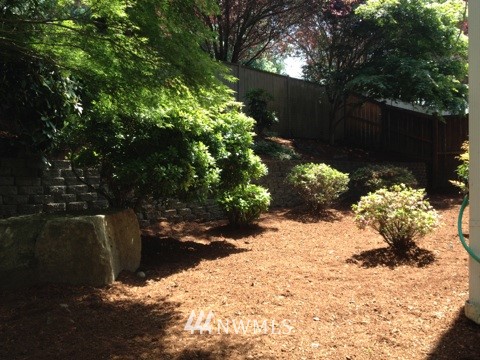 824 Chelan Place Northeast Renton, WA 98059 - Photo 7 of 9 Gallery Image 7