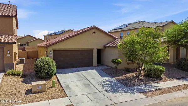 $280,000 | 8587 West Magpie Place, Tucson, AZ 85757