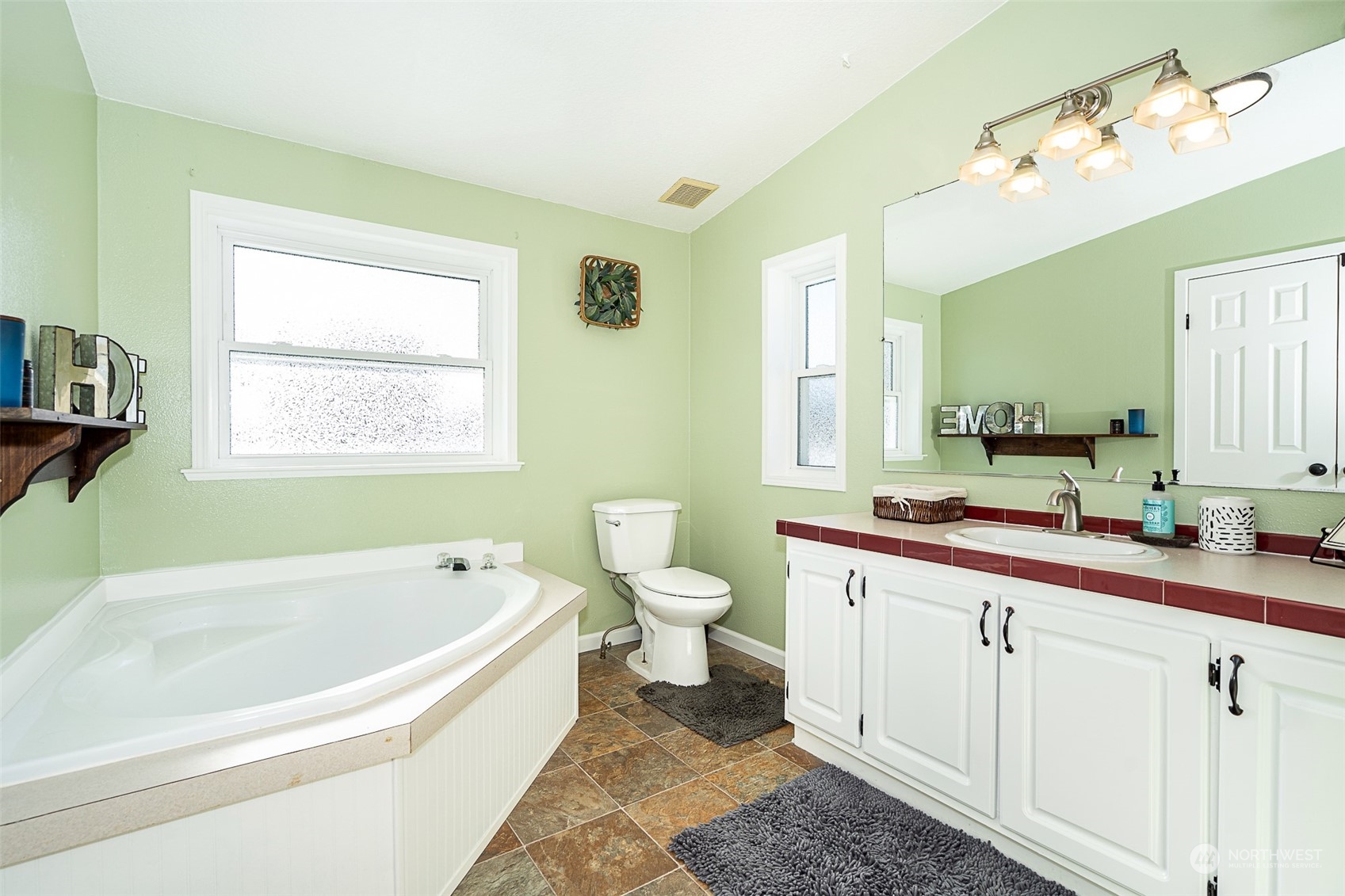 549 Shanklin Road Onalaska, WA 98570 - Photo 8 of 36 Gallery Image 8