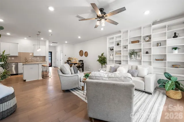 $375,000 | 215 Harpers Run Lane, Matthews, NC 28104