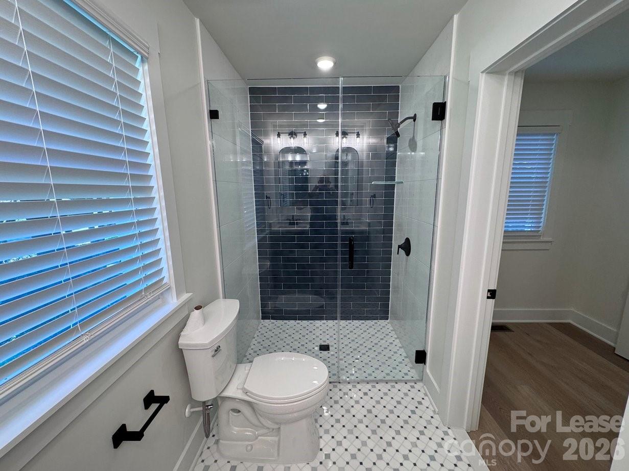 549 Manhasset Road Charlotte, NC 28209 - Photo 13 of 35