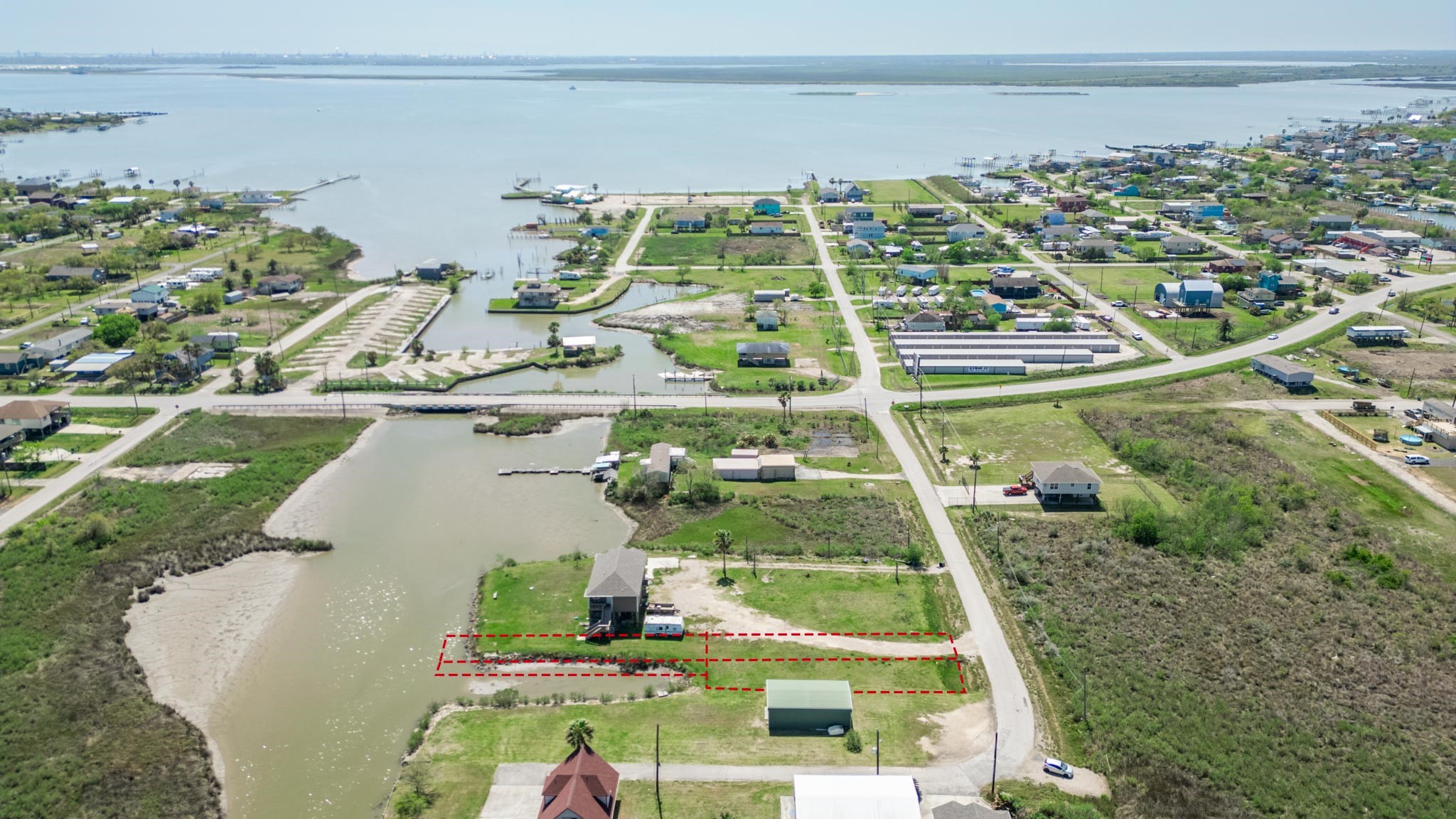 The red outlined is the total lots for sale.