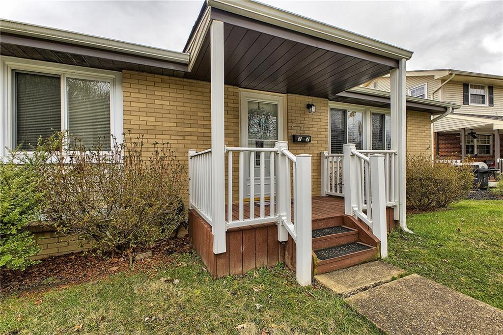 22 Pyrenees Road Pittsburgh, PA 15239 - Photo 4 of 12 Gallery Image 4