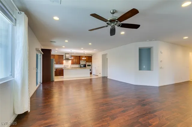 $3,095 | 10465 Saddle Mountain Street, Las Vegas, NV 89178