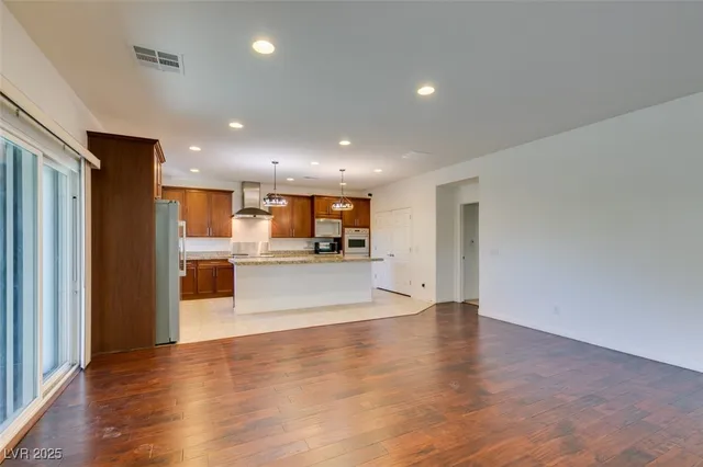 $3,095 | 10465 Saddle Mountain Street, Las Vegas, NV 89178