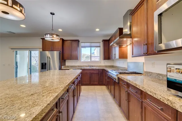 $2,999 | 10465 Saddle Mountain Street, Las Vegas, NV 89178