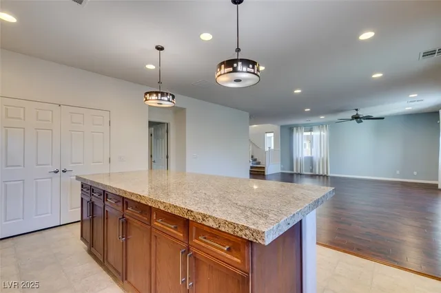 $3,095 | 10465 Saddle Mountain Street, Las Vegas, NV 89178