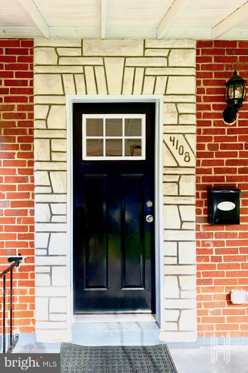 4108 Mountwood Road Baltimore, MD 21229 - Photo 3 of 25 Gallery Image 3