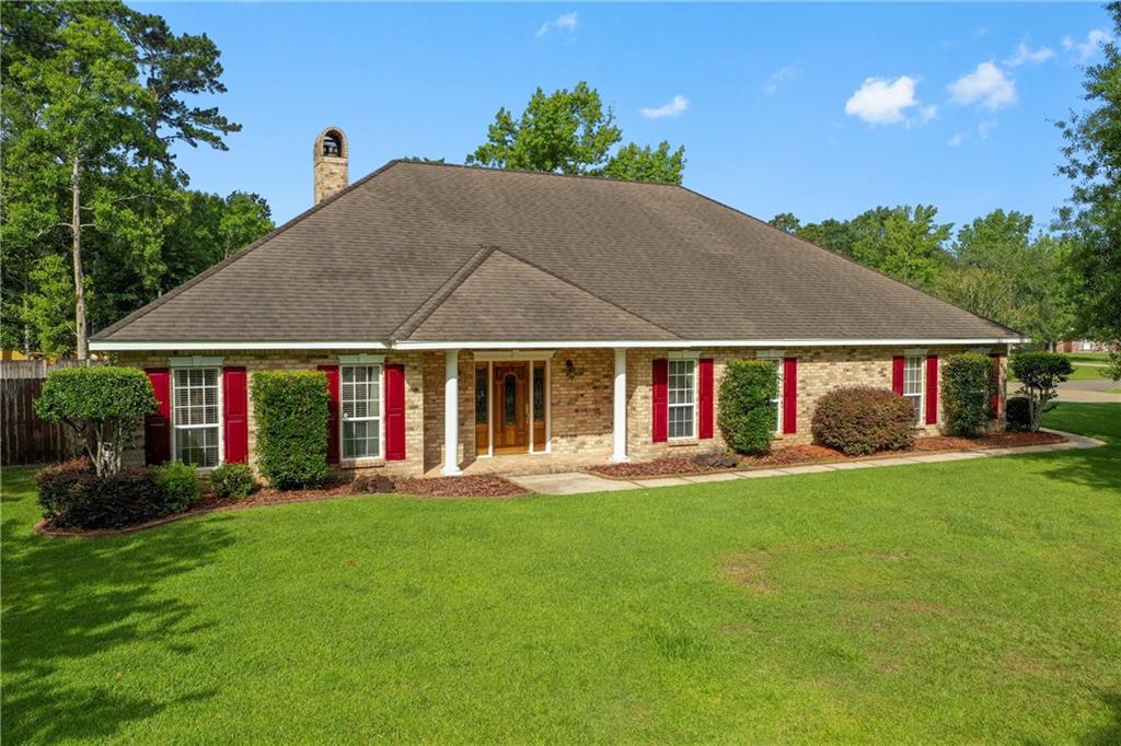 1024 Bay Ridge Drive Slidell, LA 70461 - Photo 2 of 38 Gallery Image 2